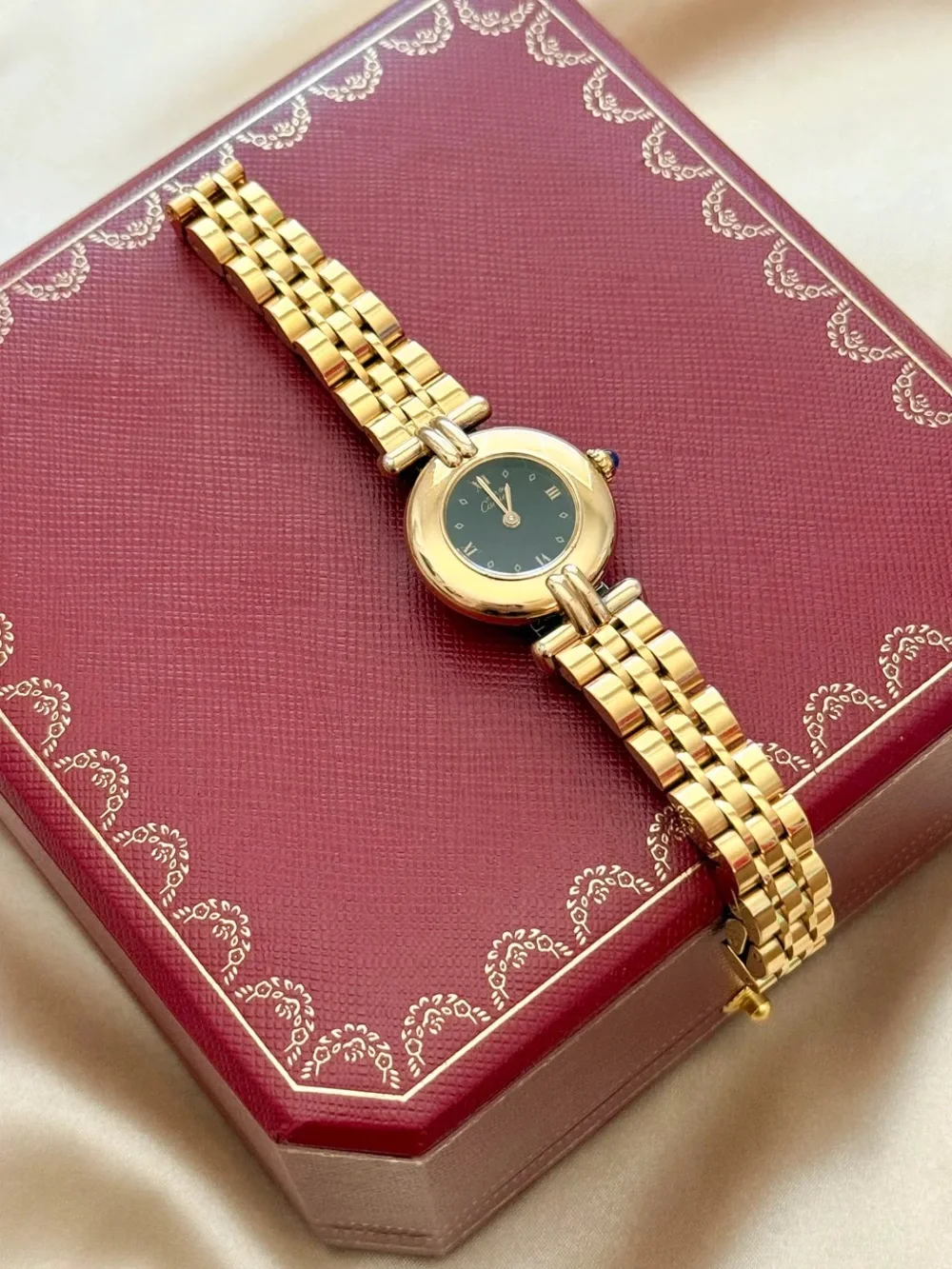AUTHENTIC VINTAGE CARTIER GOLD WATCH - WITH BOX Cartier Tank Louis Cartier Original 18K Vintage 1976 with  main image 3